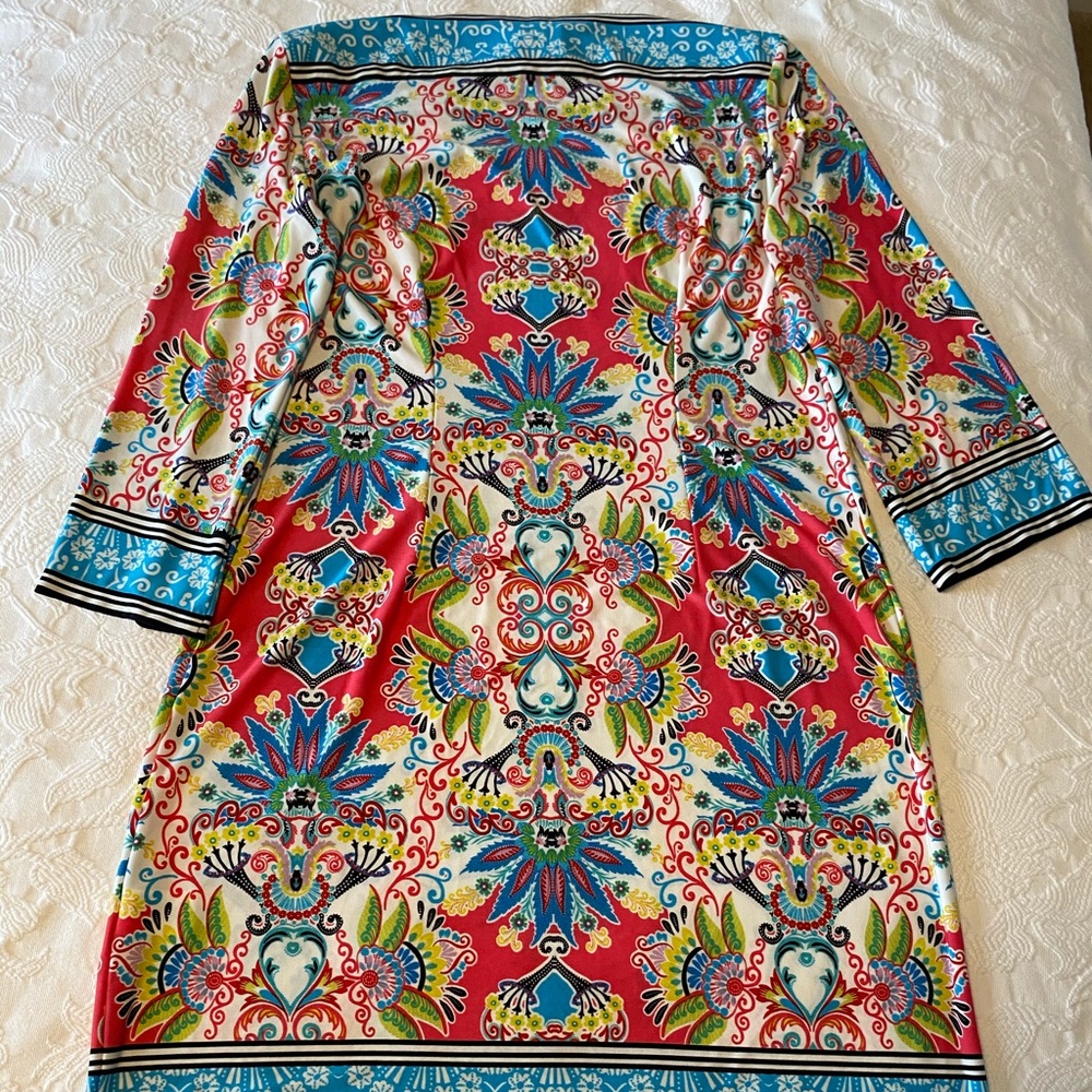 Bright multi color 3/4 sleeve dress